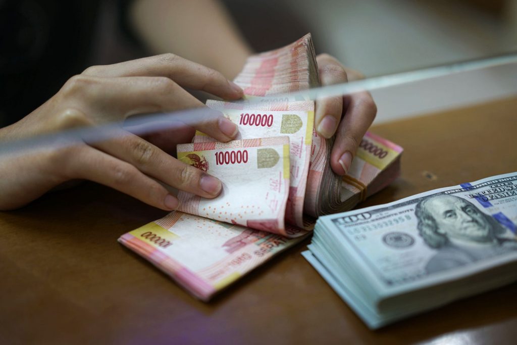 Travel Money: Straightforward Money Exchange with Travel Cash